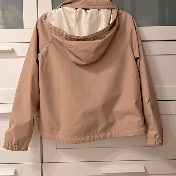 Aritzia Raindrop Anorak - Picture 7 of 8